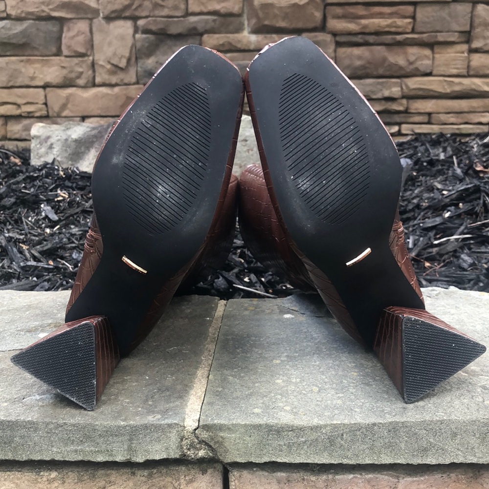 Billini Brown Croc-Patterned Heeled Boots. Excellent condition. Size 6. - Picture 8 of 12